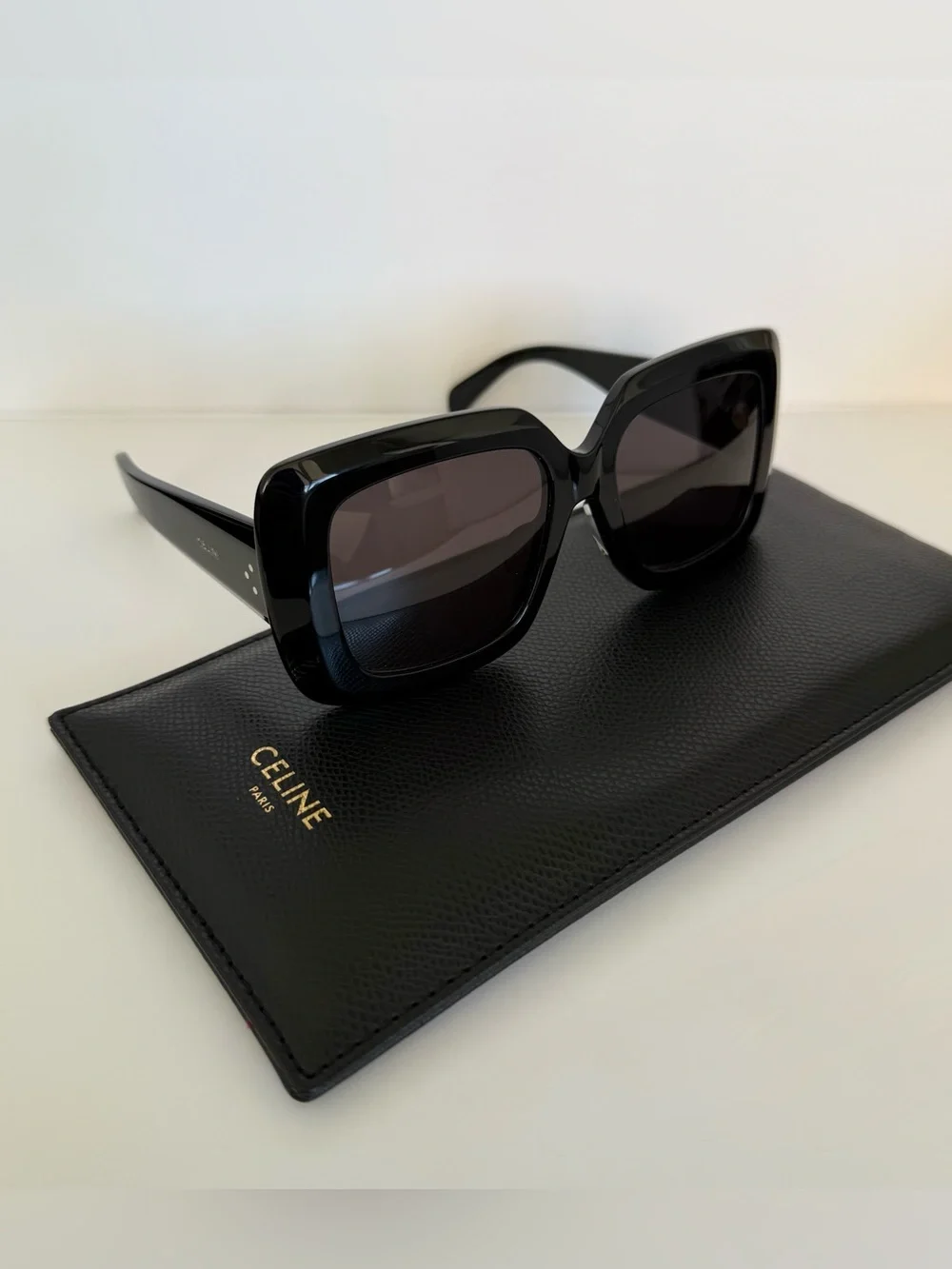 NEW!!! Celine women oversized sunglasses CL40263F 01A Authentic